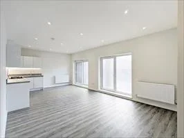 Flat Westerfield Road in Greater London
