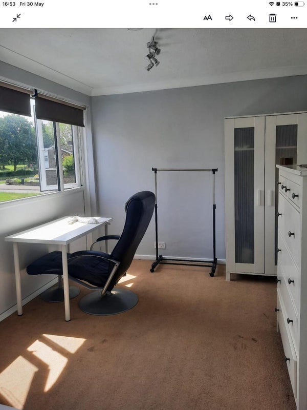 House Ardingly Close in Crawley