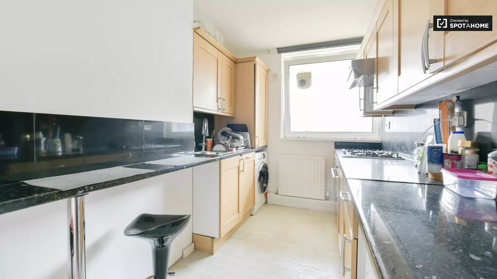 Flat St Anns Road in Greater London