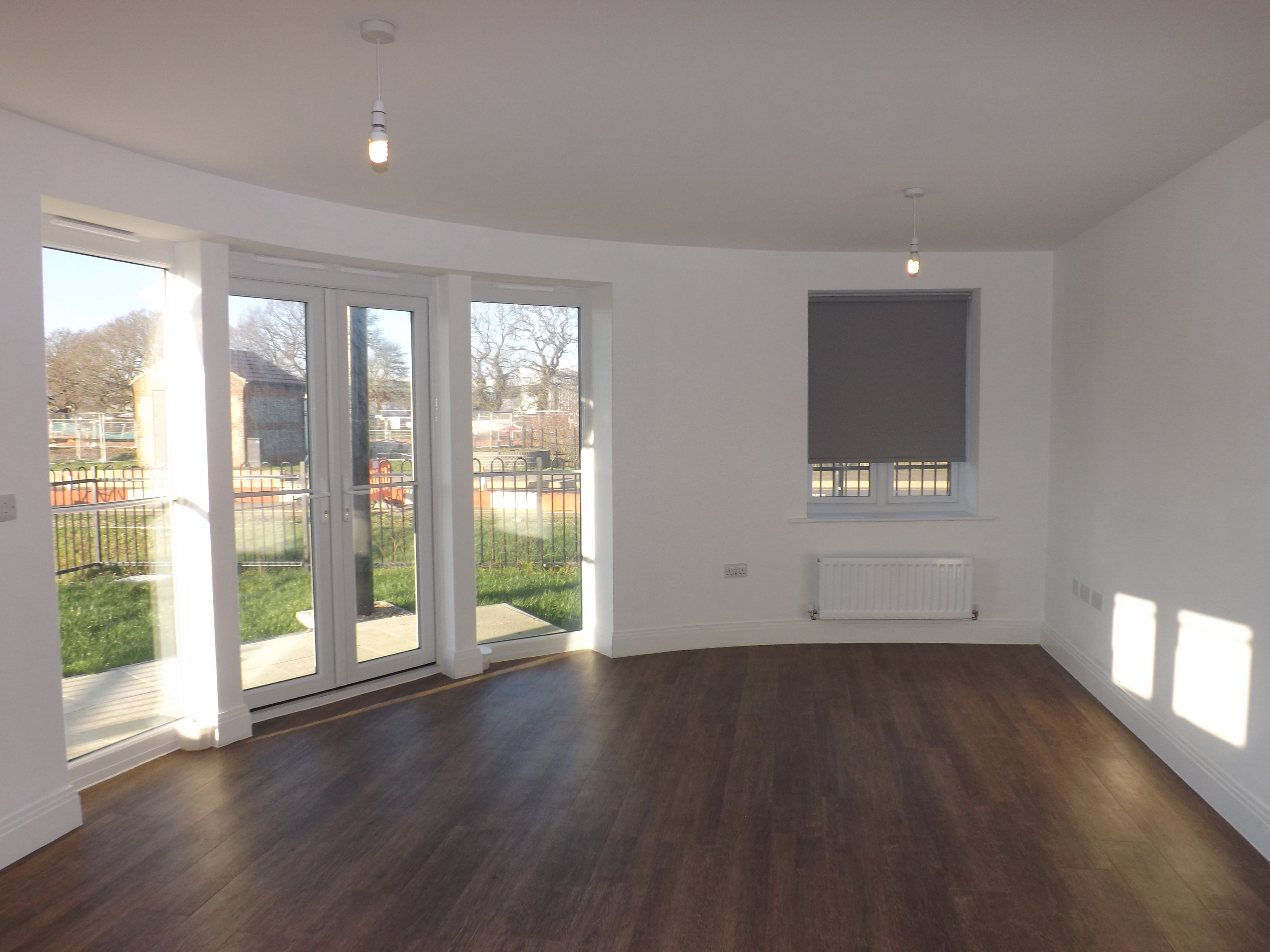 Flat Houghton Avenue in Winchester