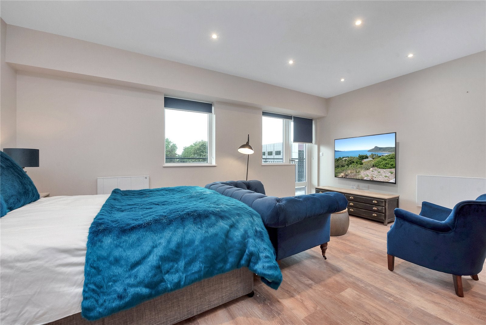 Flat Burleys Way in Leicester