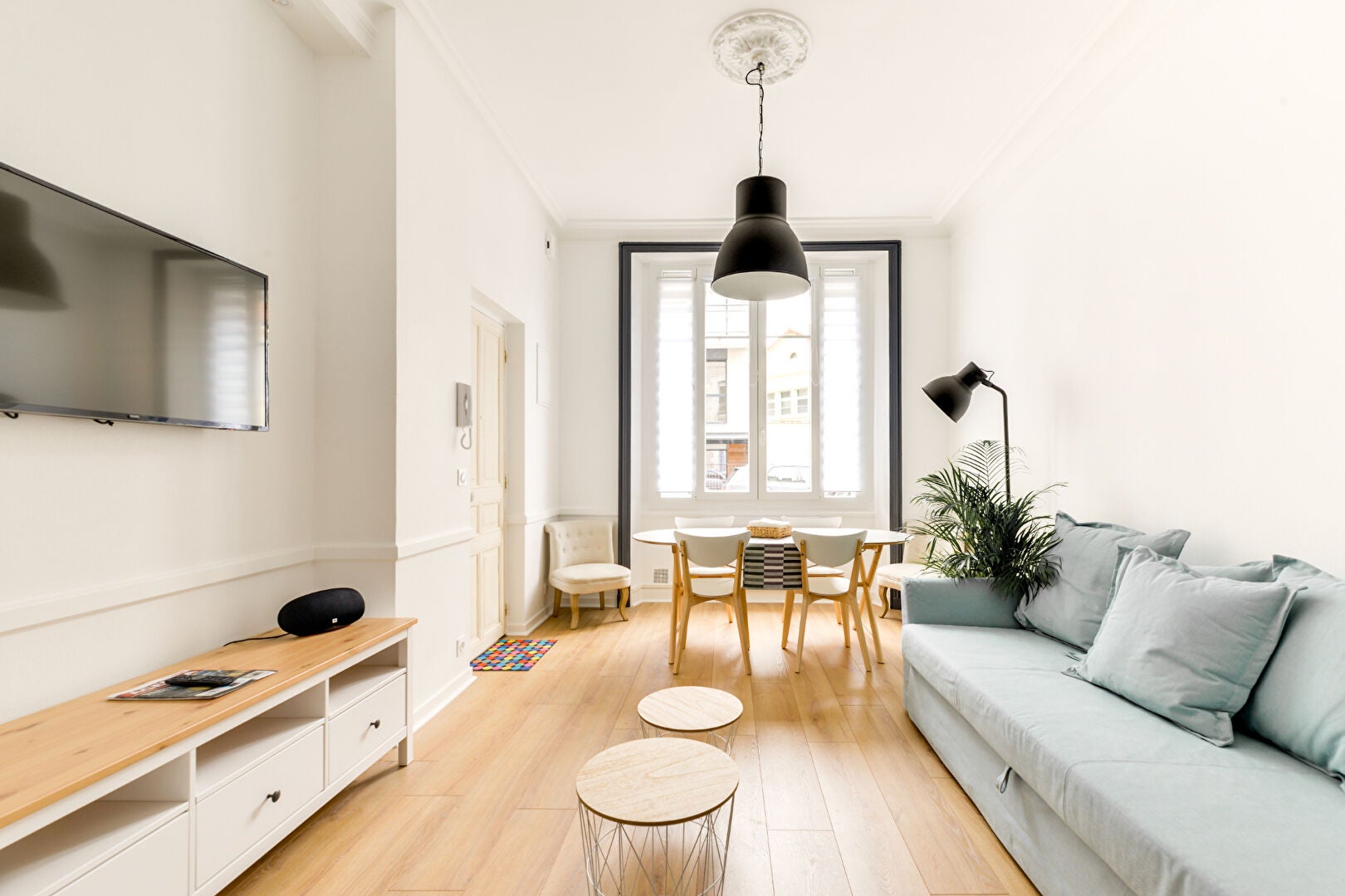 Flat Place de la Rotonde in Rennes