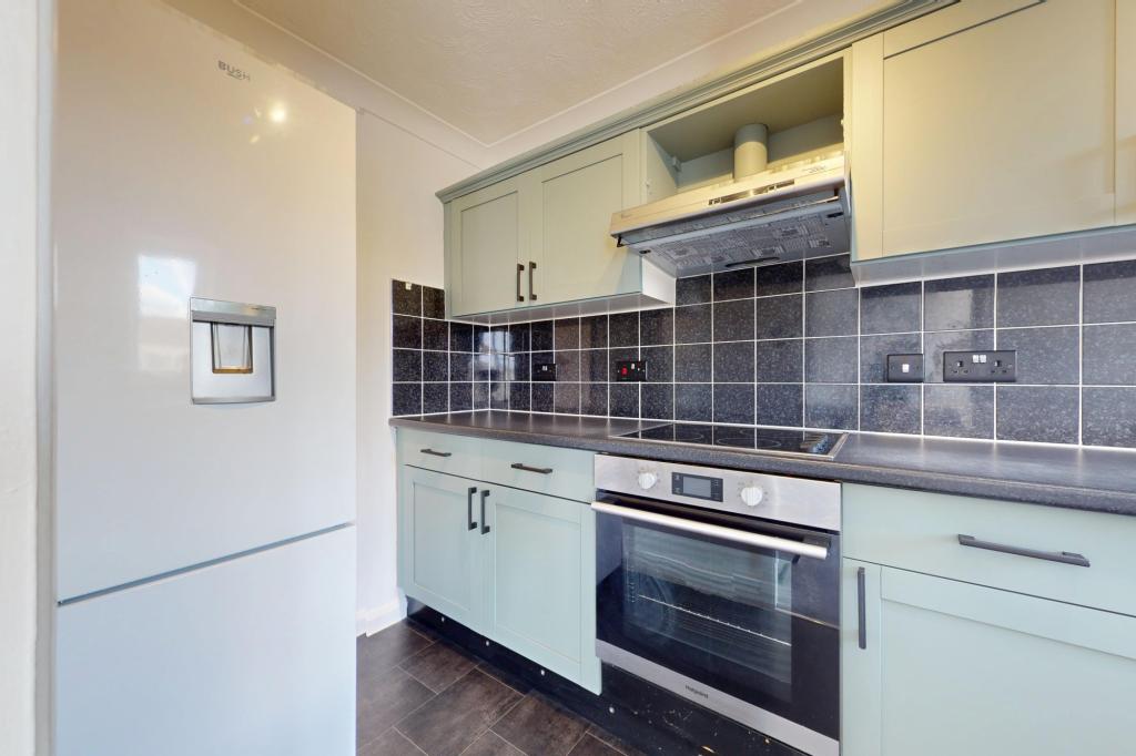 Flat Bath Mews in Ashford