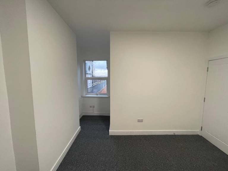 Flat Weston Road in Stoke-on-Trent