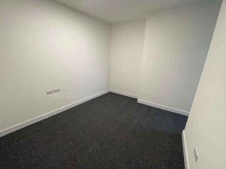 Flat Weston Road in Stoke-on-Trent