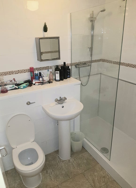 Room Annick Street in Cambuslang