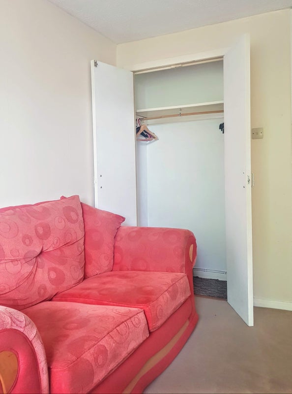 Room Annick Street in Cambuslang