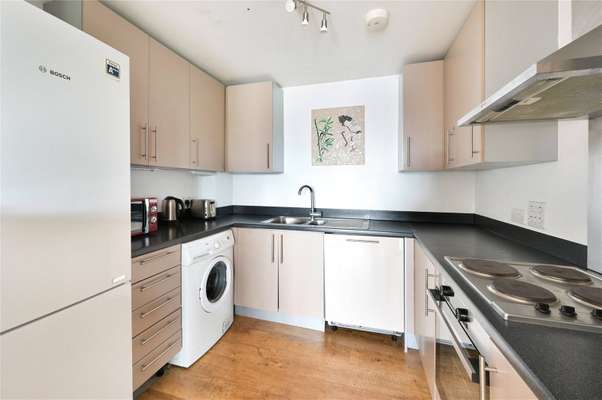 Flat Palmers Road in Greater London