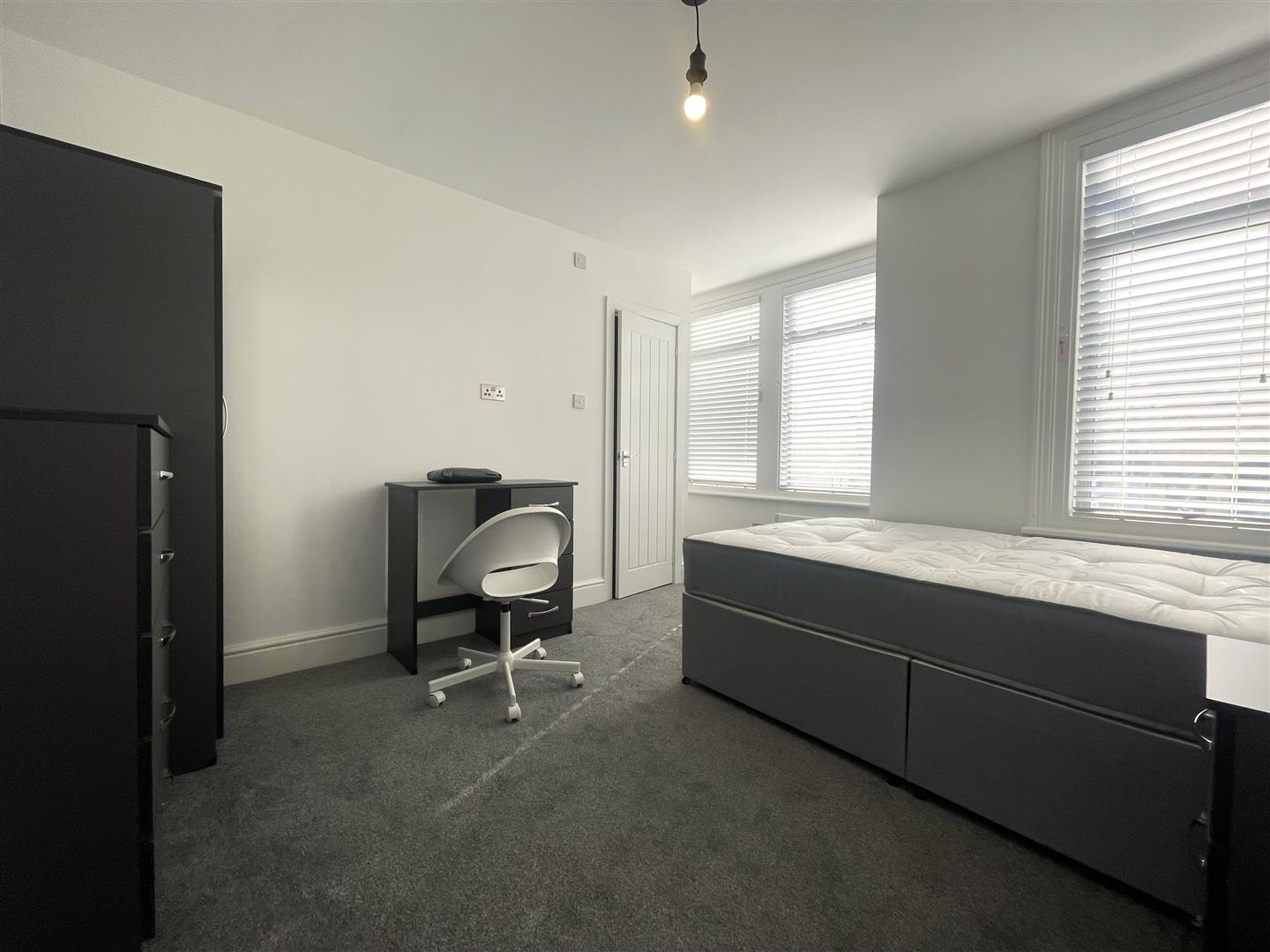 Flat Canterbury Street in Gillingham