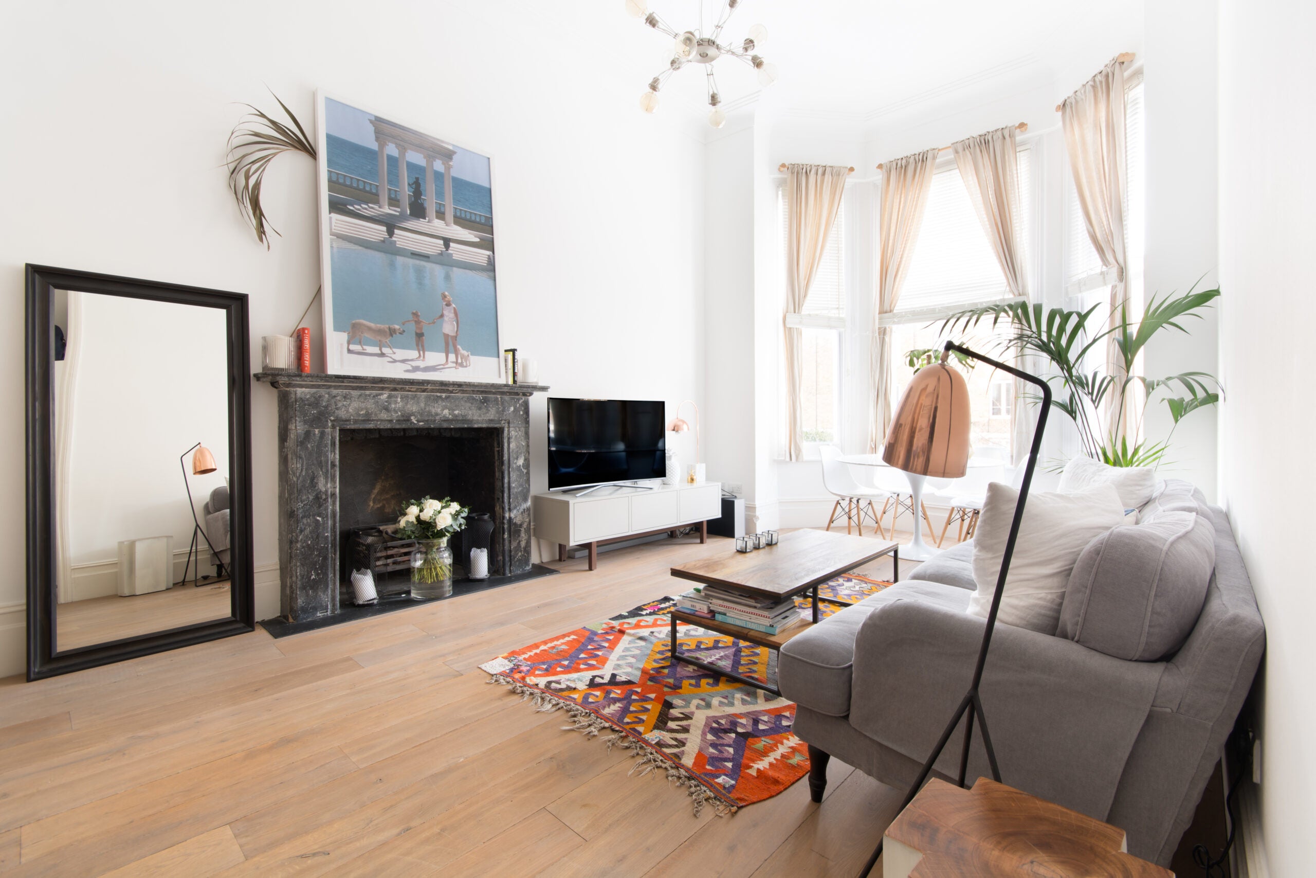 Flat Powis Square in Greater London