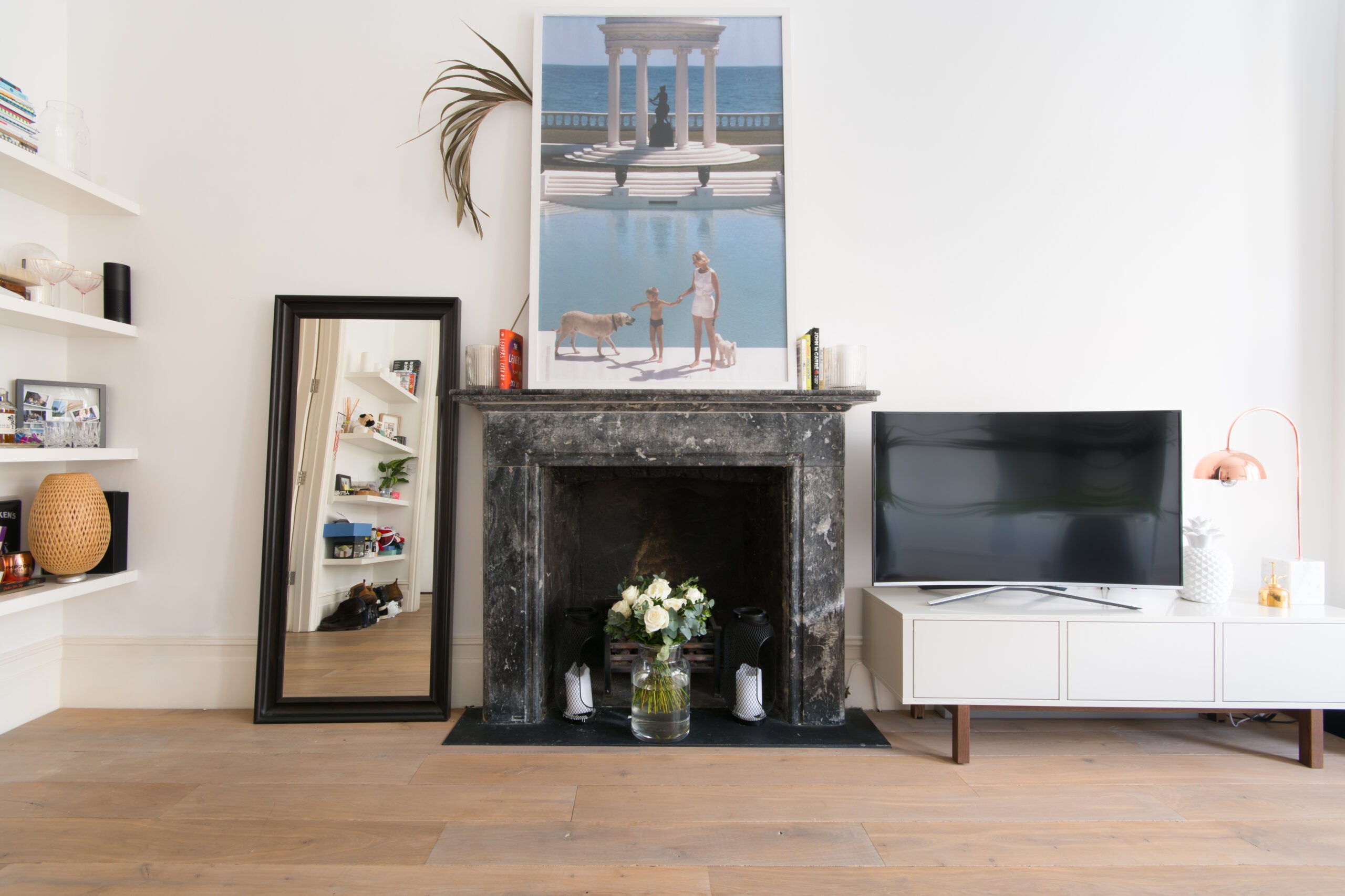 Flat Powis Square in Greater London