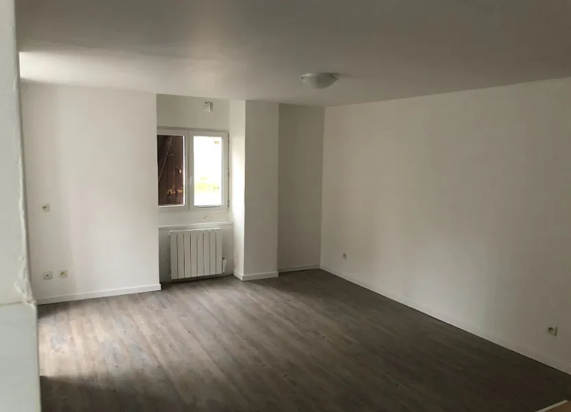Chambre Rue des Écoles à Lizy-sur-Ourcq