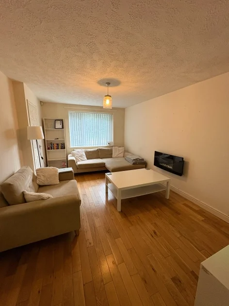 House Rearsby Close in Nottingham