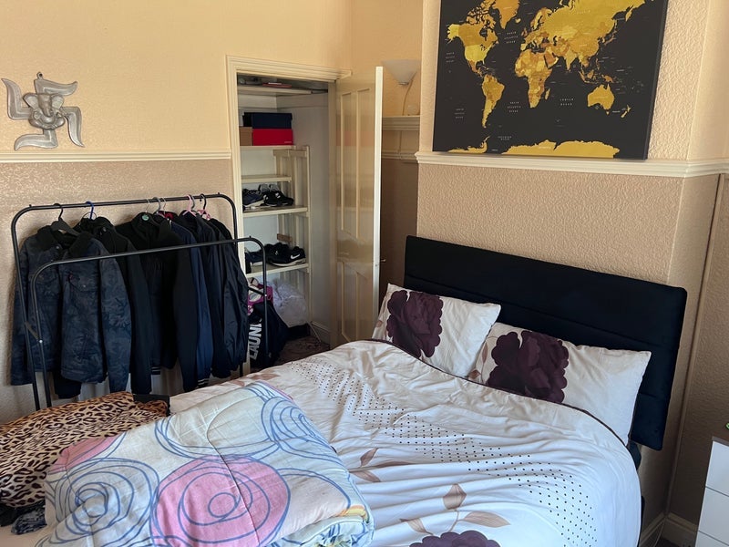Room Grindle Road in Coventry