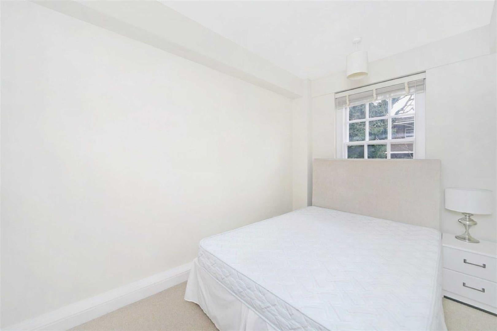 Flat Fulham Road in Greater London