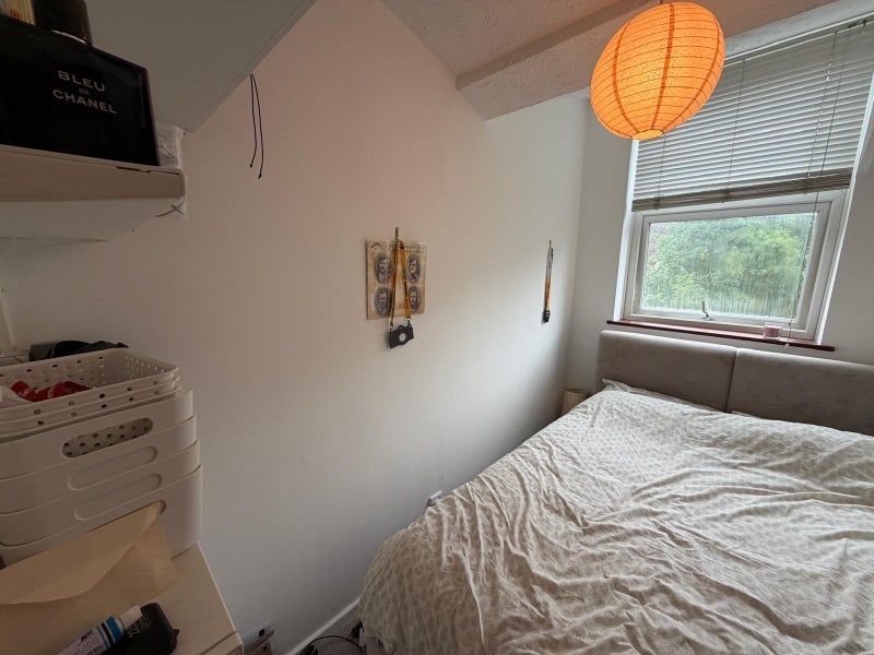 Room Corry Drive in Greater London