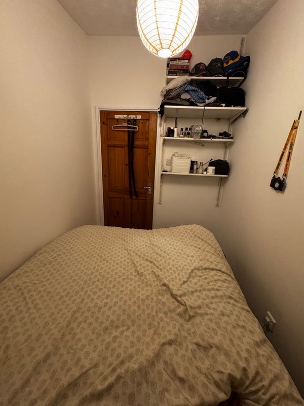 Room Corry Drive in Greater London