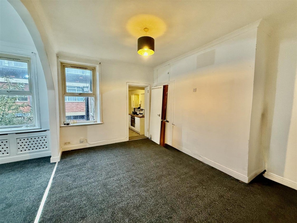 Flat Westbourne Avenue in Gateshead