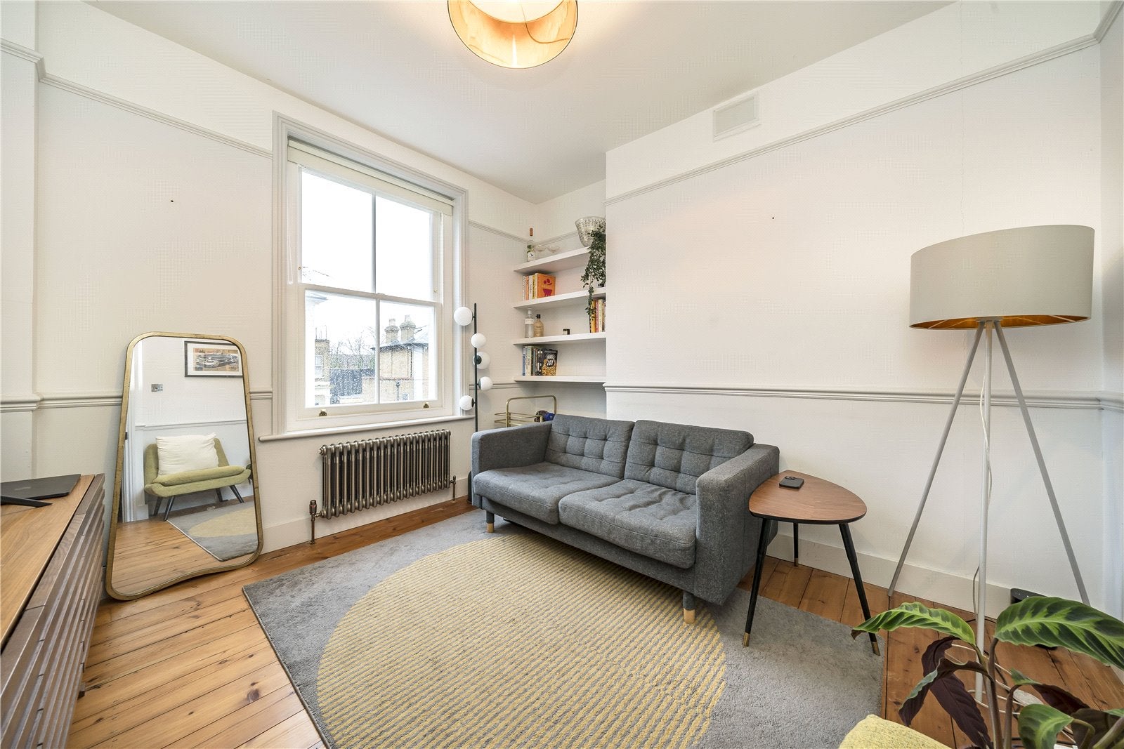 Flat Tyrwhitt Road in Greater London