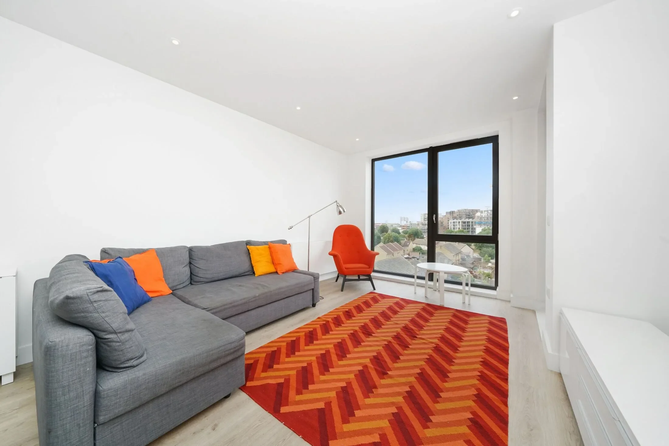 Flat Blair Street in Greater London