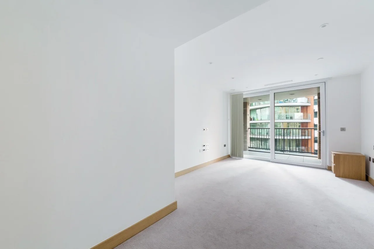 Flat Hermitage Street in City of Westminster