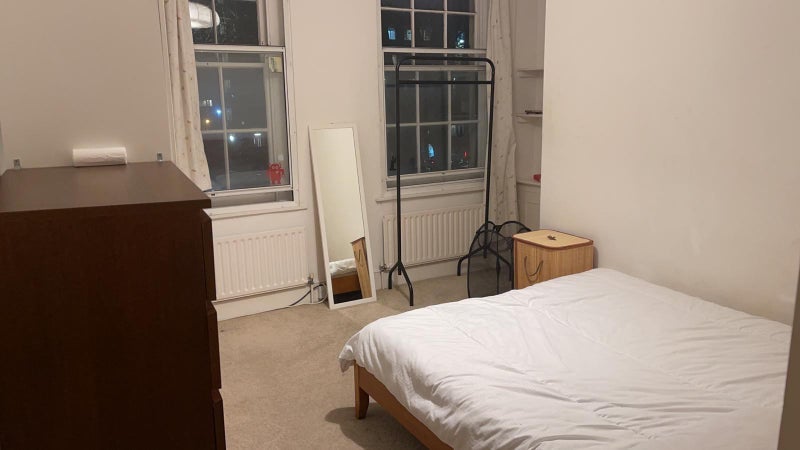Room Mile End Road in Greater London