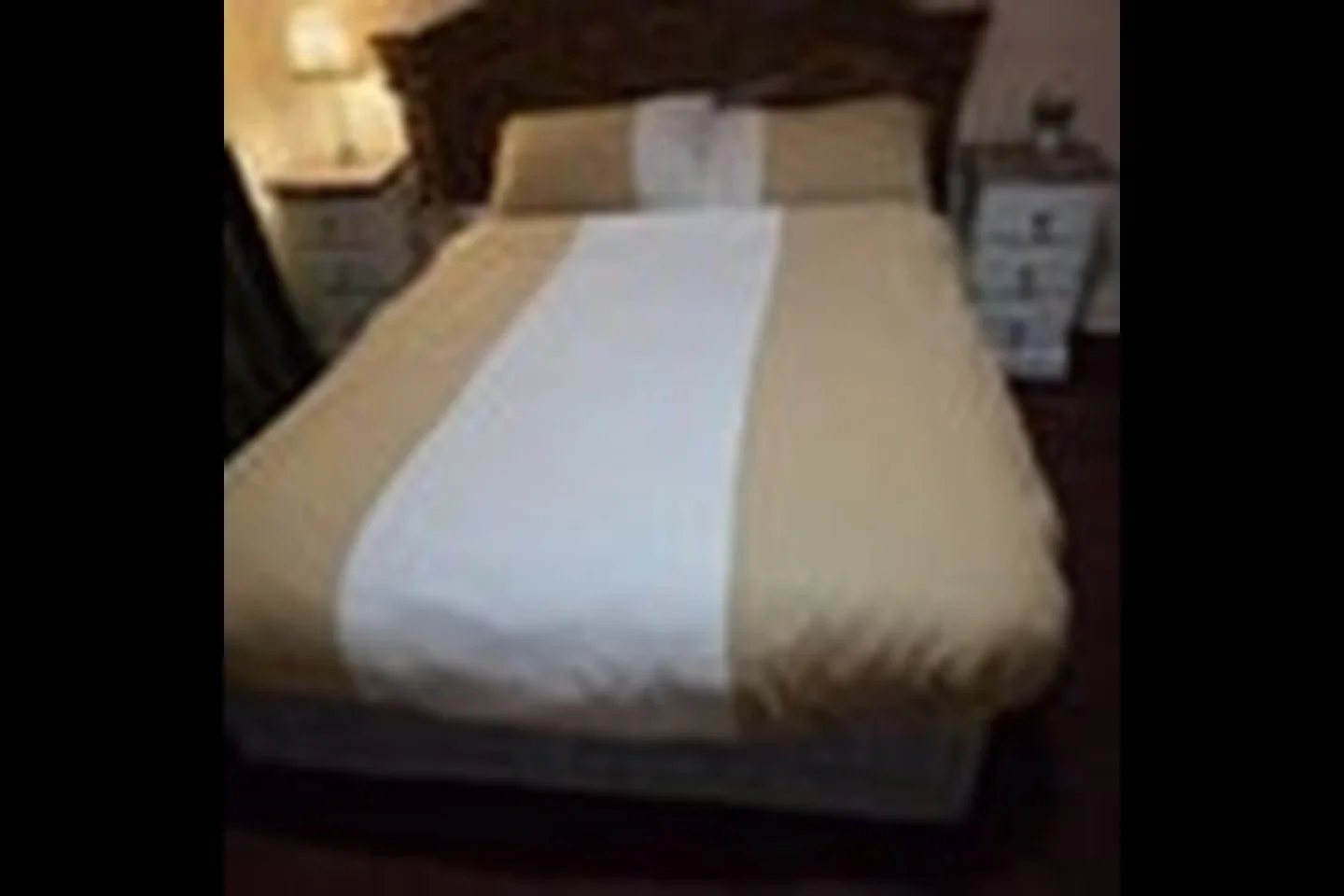 Room Lower Road in Greater London