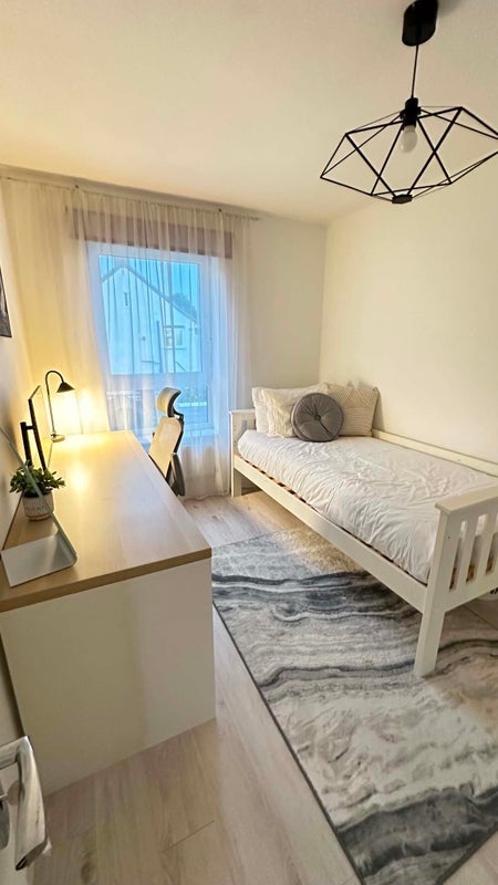 Room Brompton Road in Trafford