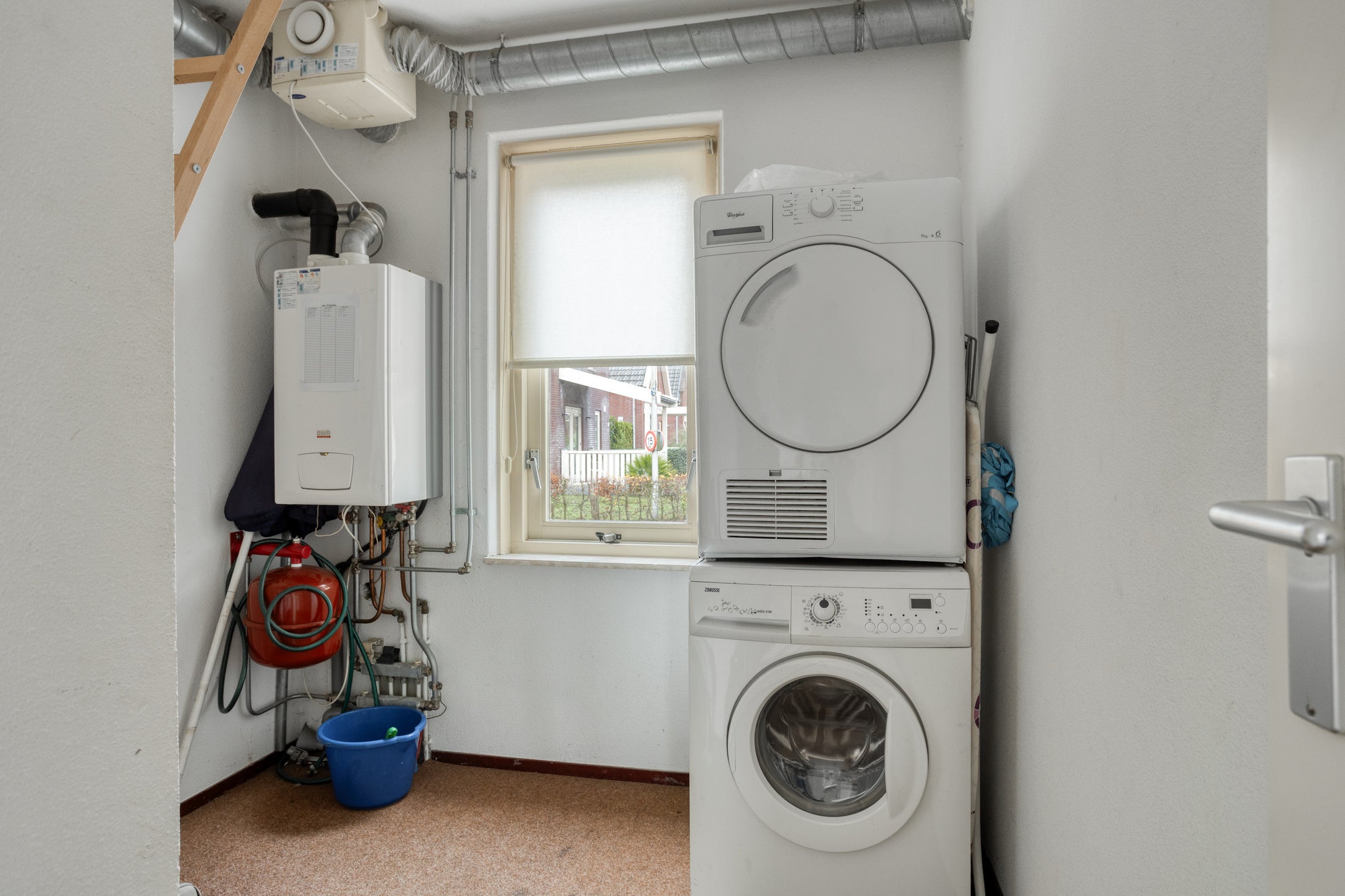 Vrijstaande woning te koop: Wevelsweg 303, Simonshaven