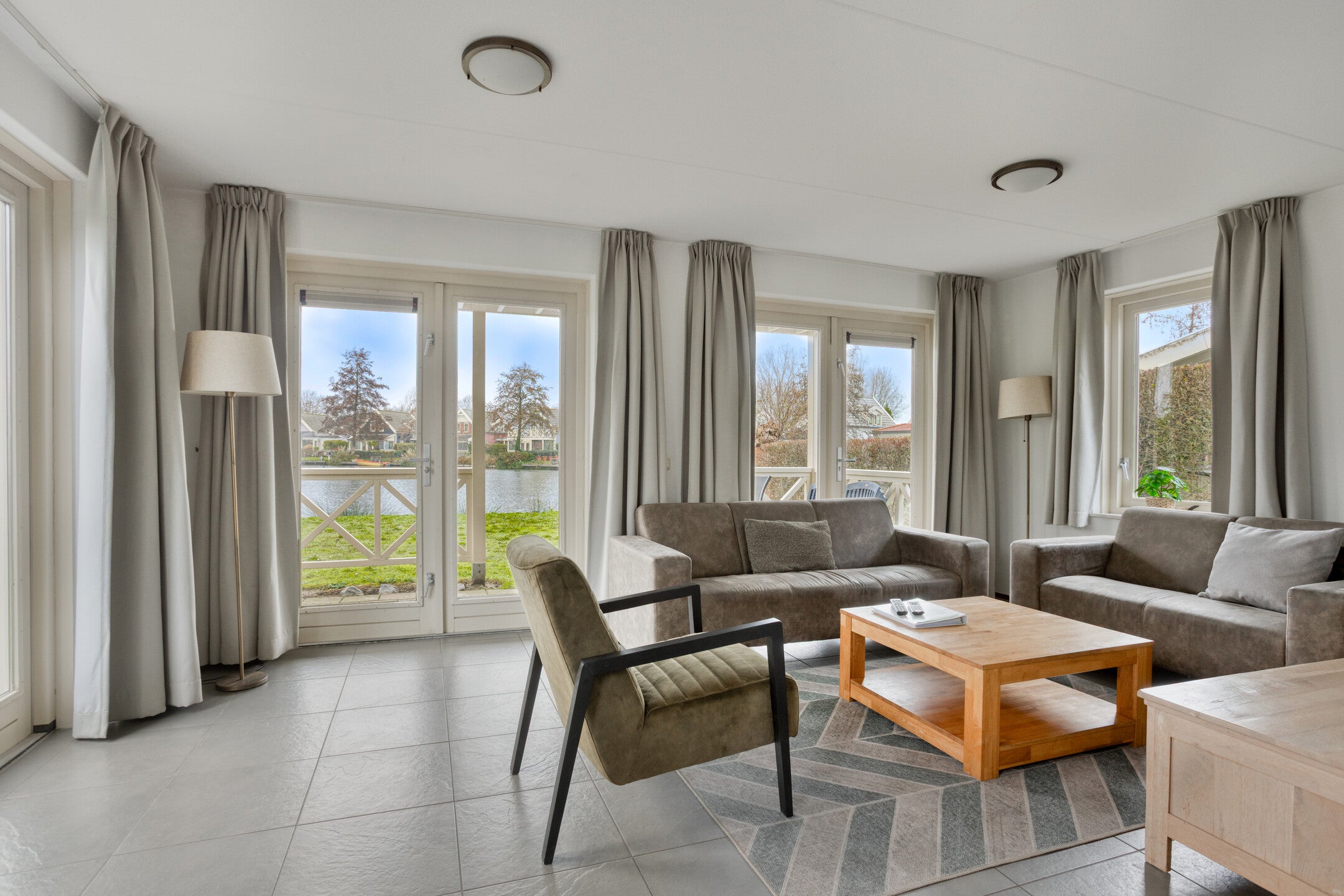 Vrijstaande woning te koop: Wevelsweg 303, Simonshaven