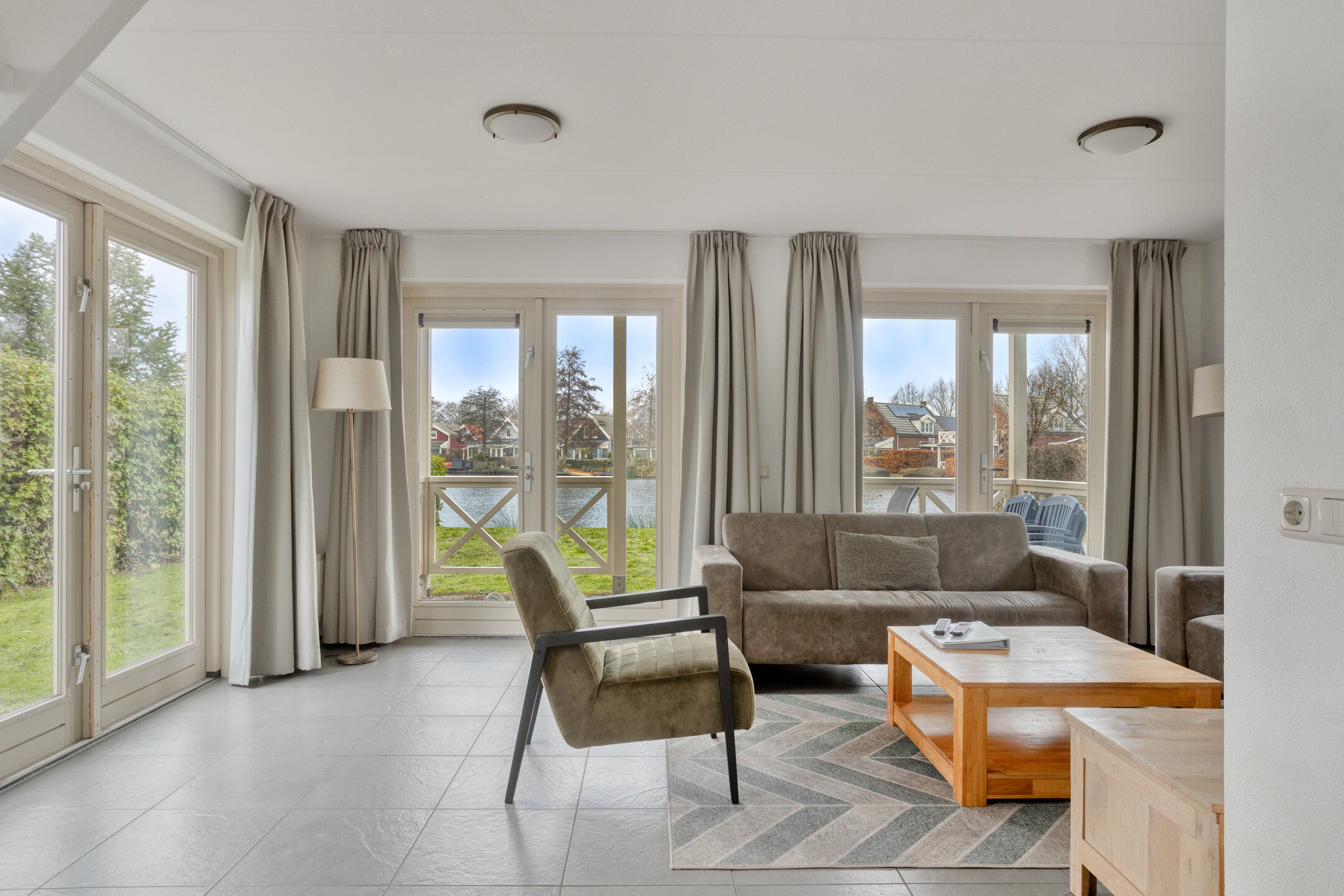 Vrijstaande woning te koop: Wevelsweg 303, Simonshaven