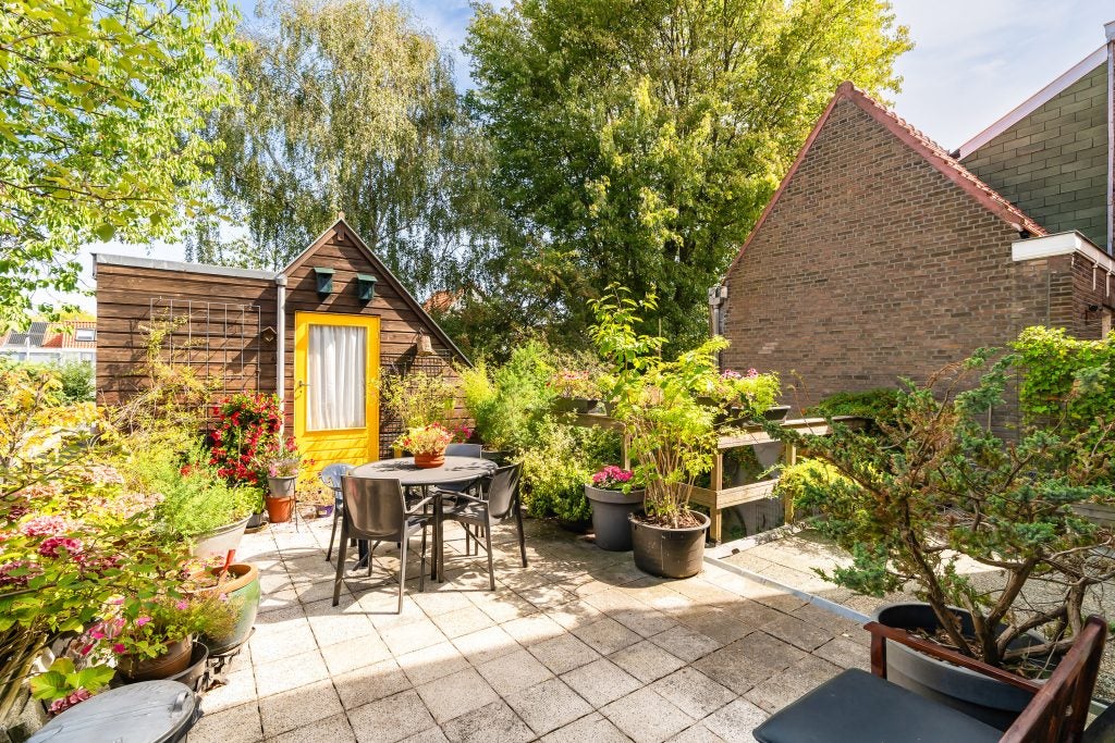 Hoekwoning te koop: Oosteinde 178, Delft