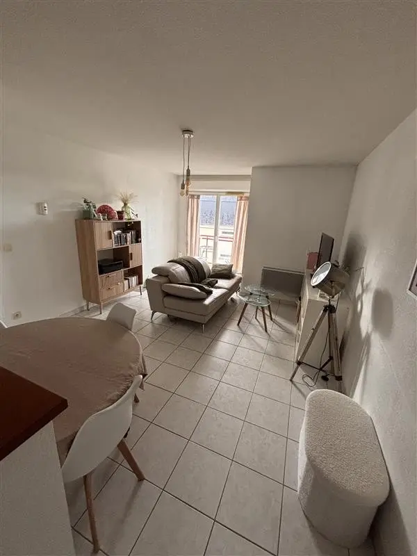 Appartement Rue de la Solitude à Le Mans