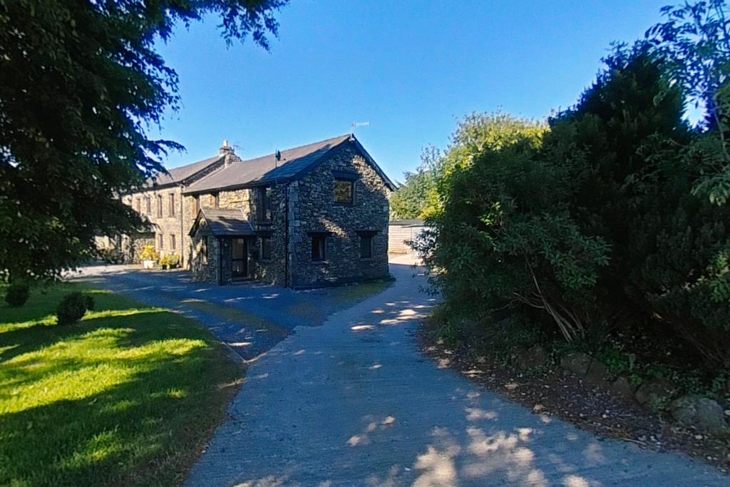 House Old Road in Garnett Bridge