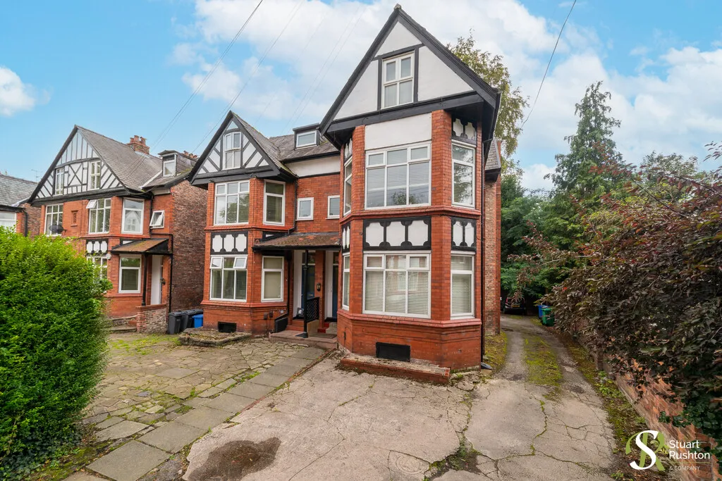 Flat Spath Road in Manchester