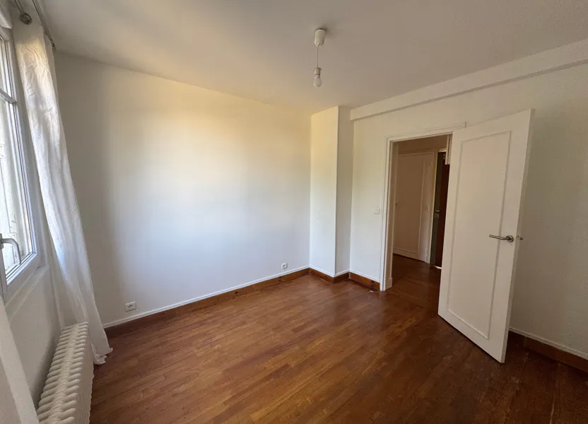 Flat Rue du 42e de Ligne in Joinville-le-Pont