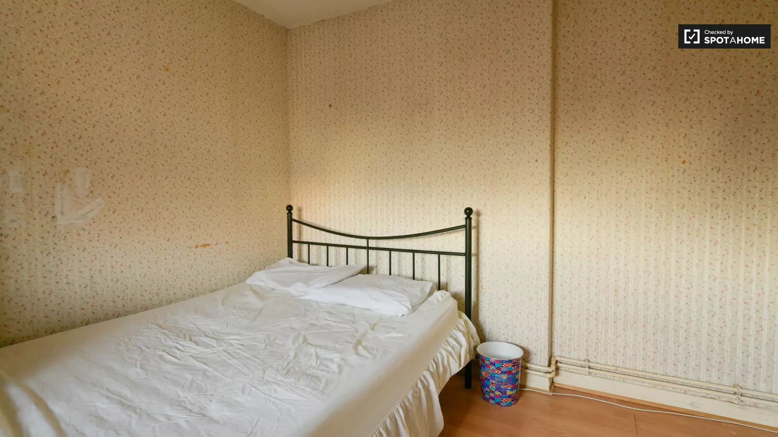 Flat Lilford Road in Greater London