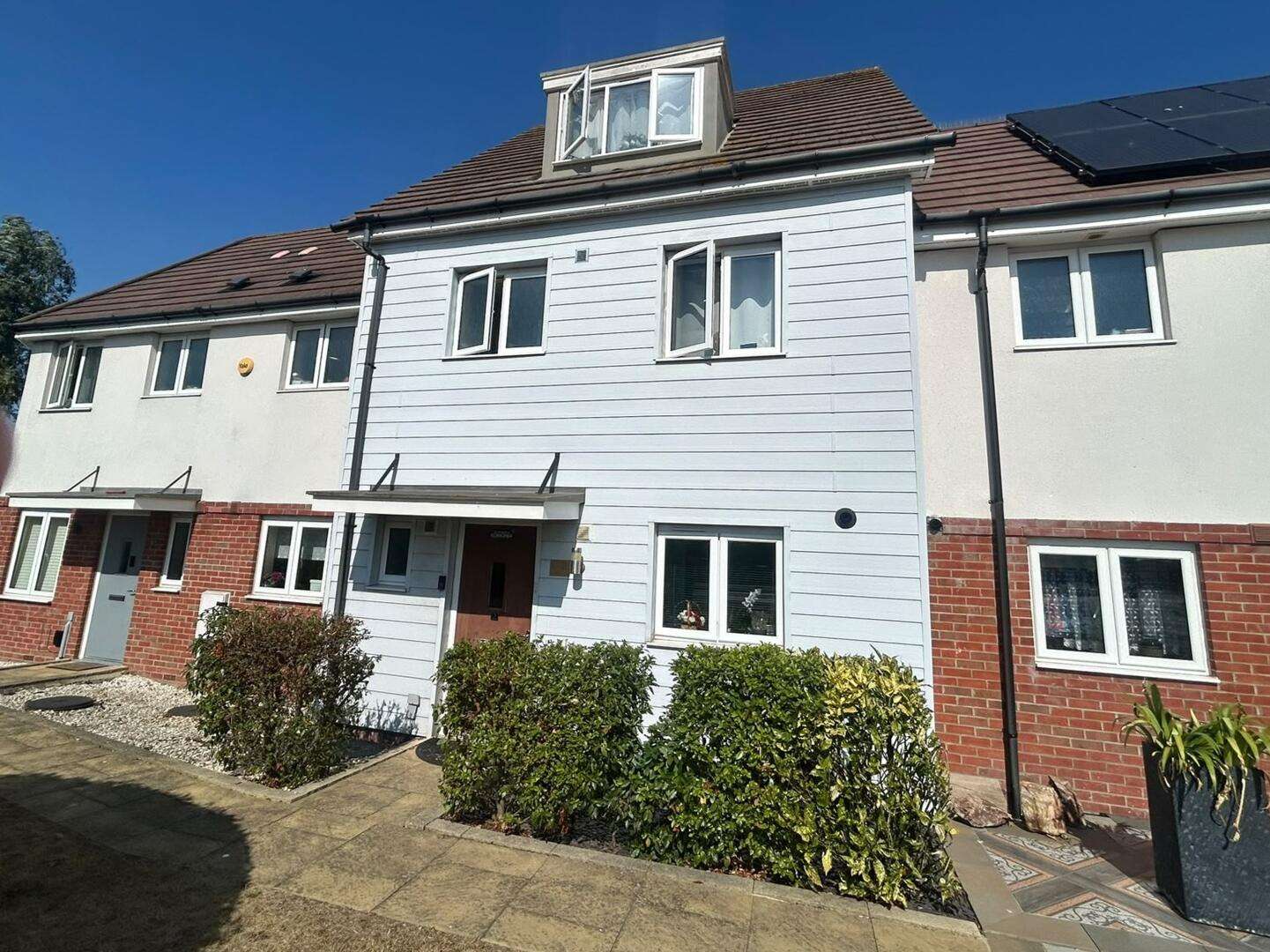 Room Dorney Place in Dartford