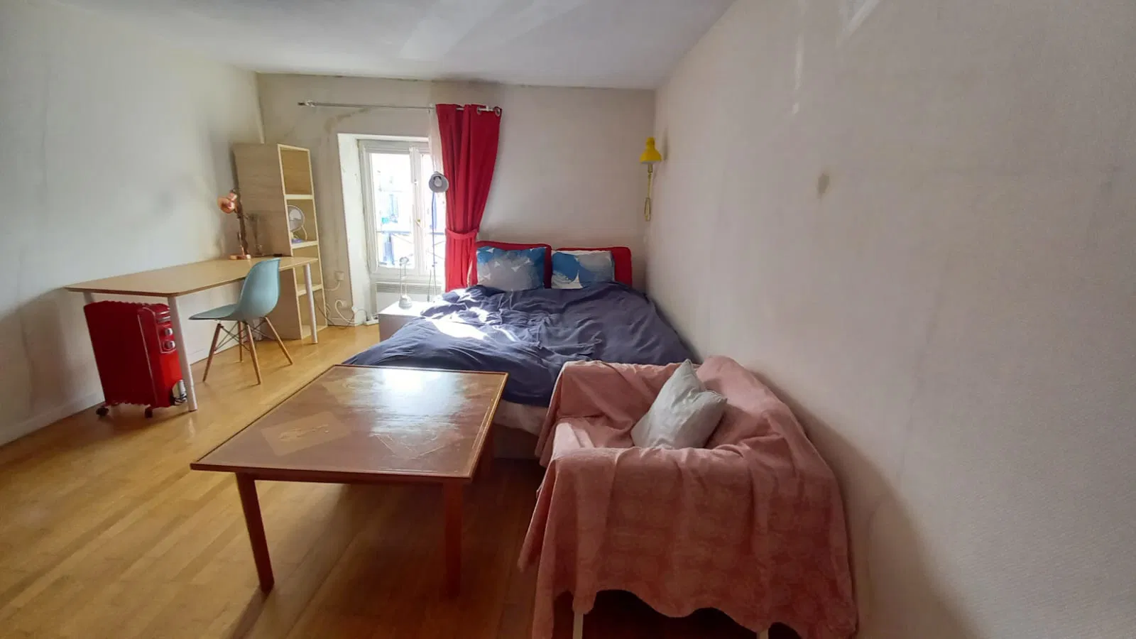Chambre Rue du Chanoine Boyer à Versailles