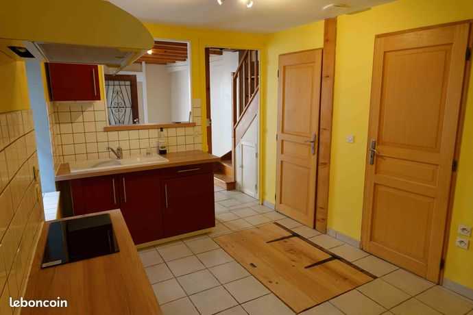 Maison Route de Saint-Marcellin-en-Forez à La Tourette