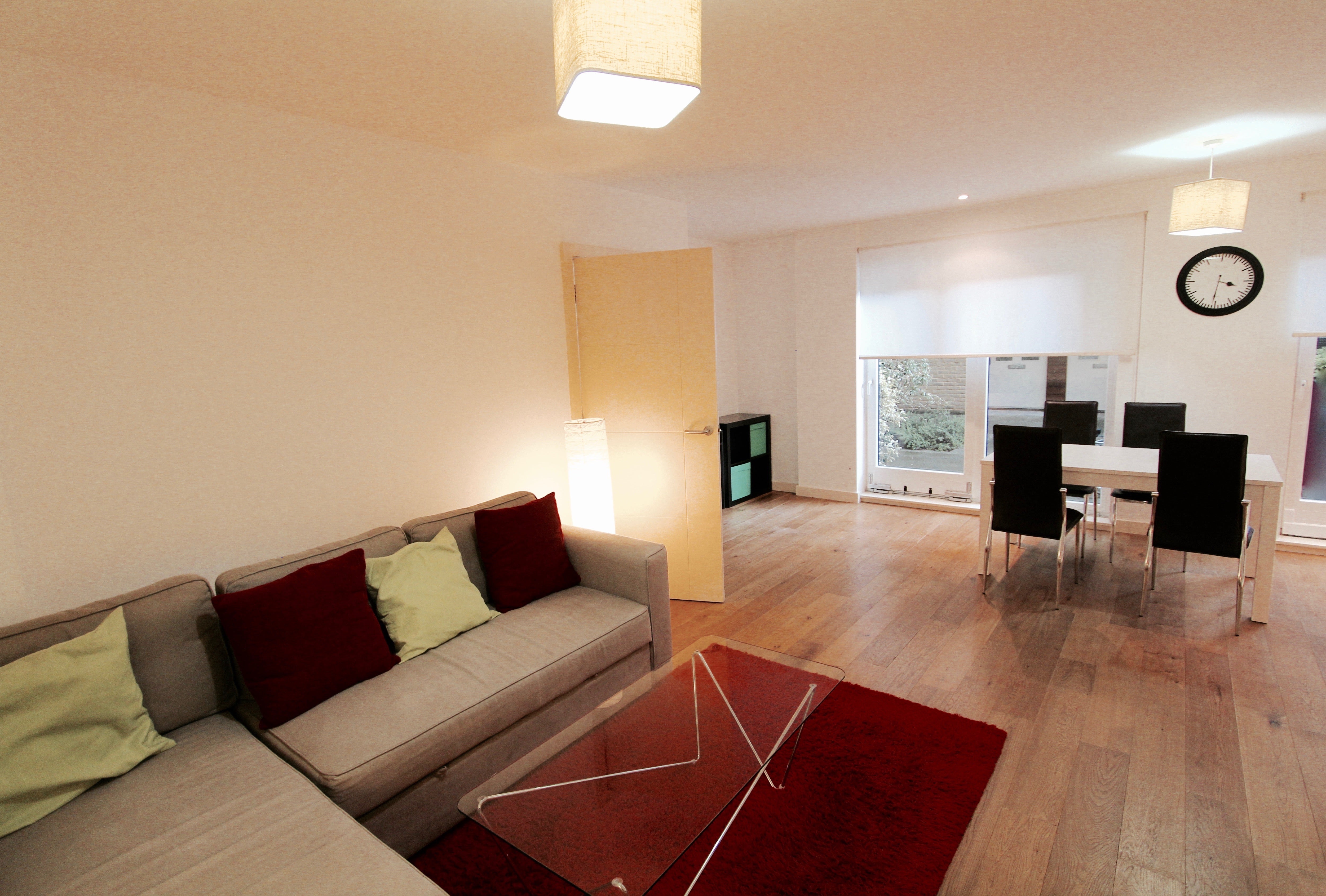 Flat Forge Square in Greater London