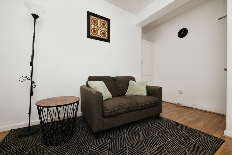Room Loughborough Road in Greater London
