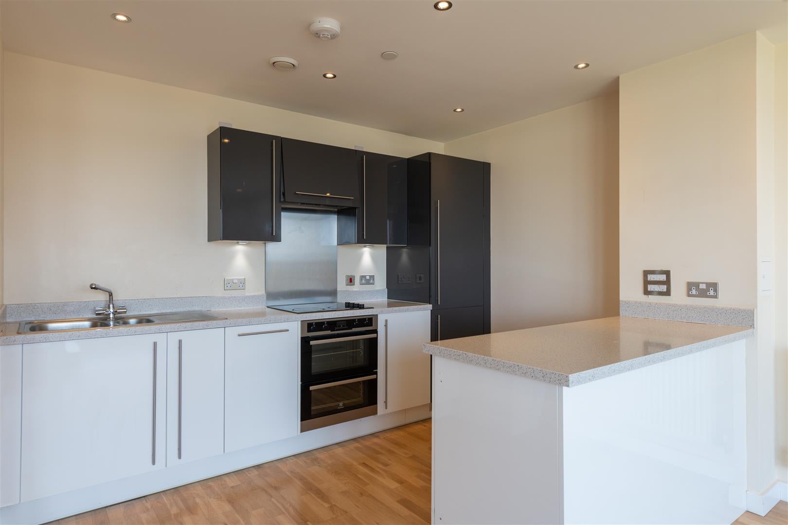 Flat Southbury Road in Greater London