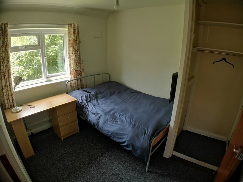Room Baslow Drive in Nottingham
