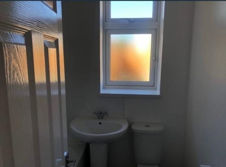 Room Maplestead Road in Greater London