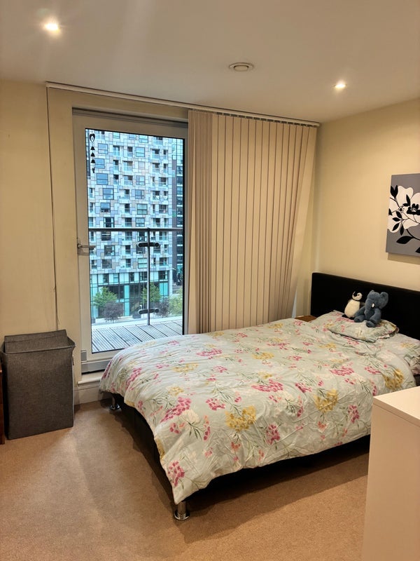 Room Cassilis Road in Greater London