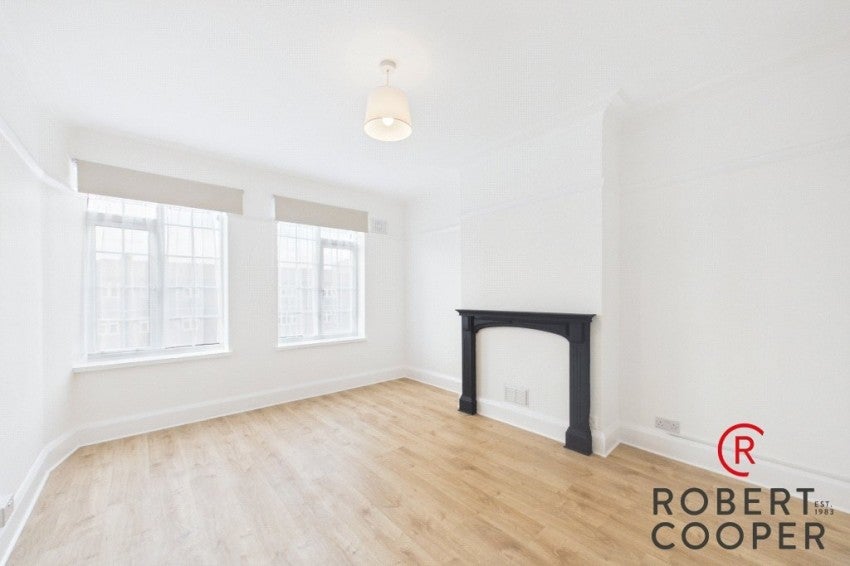 Flat Telcote Way in Greater London