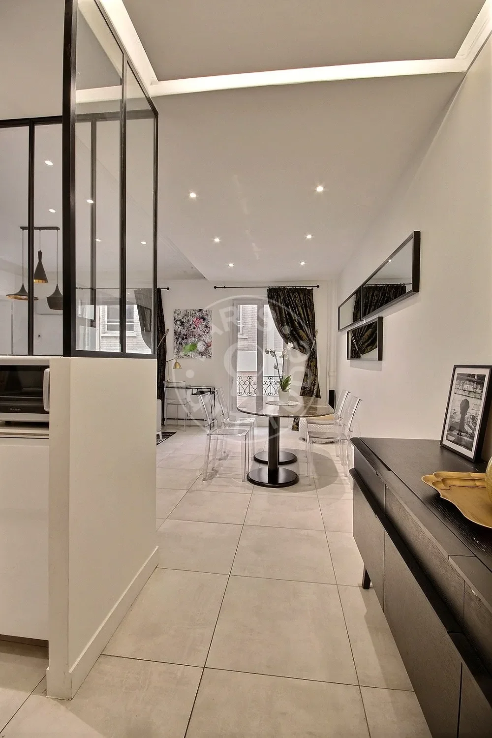 Appartement Rue du Boccador à Paris