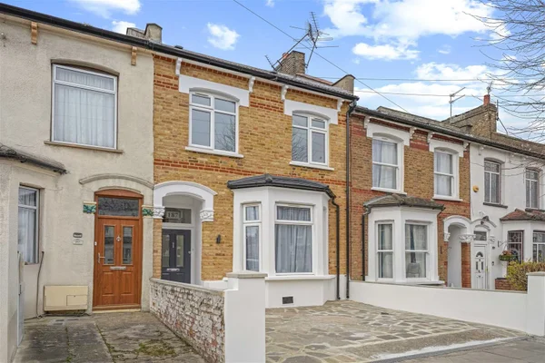 House Whittington Road in London