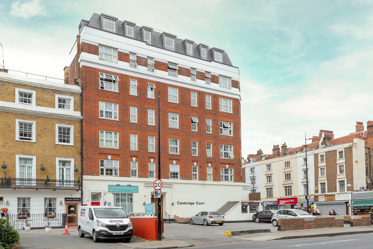 Flat Junction Mews in City of Westminster